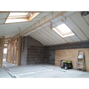 Spray PU foam attic insulation